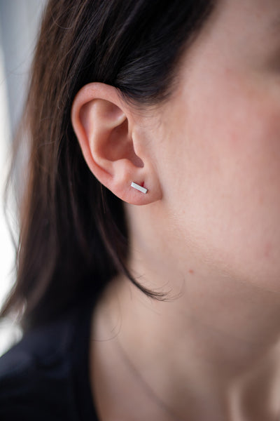 BAR STUD EARRINGS