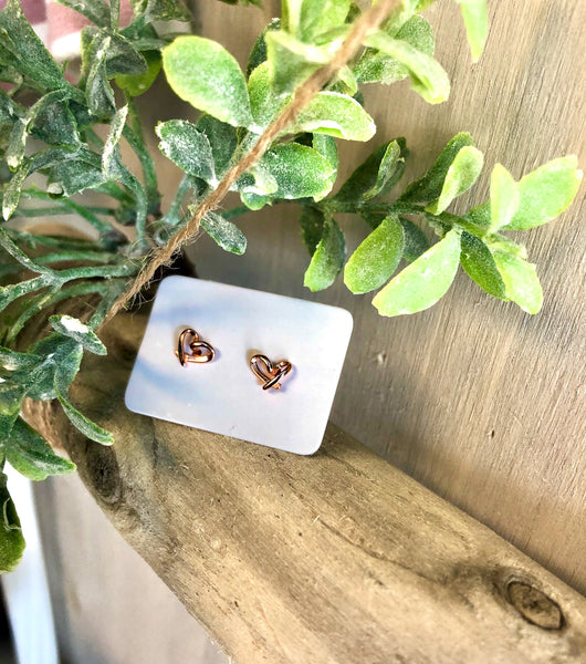 OPEN HEART EARRINGS