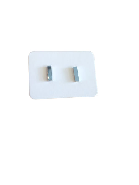 BAR STUD EARRINGS